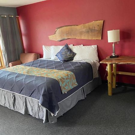 Tri-State Wood Inn Dickeyville Luaran gambar